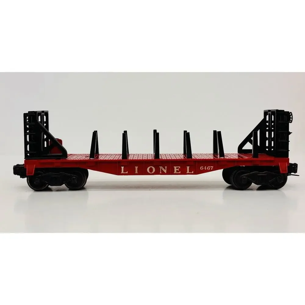 Lionel Postwar Miscellaneous Bulkhead Flat Car 6467 w/ Pipes & Original Box